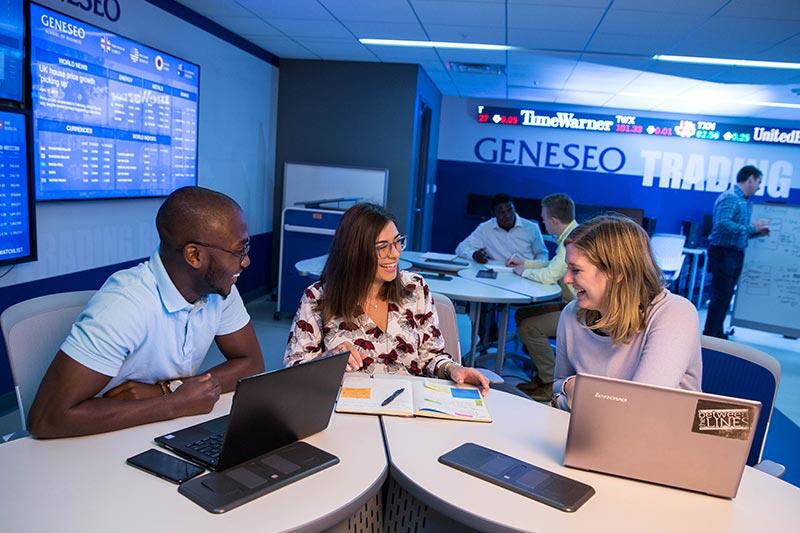 geneseo students in trading room