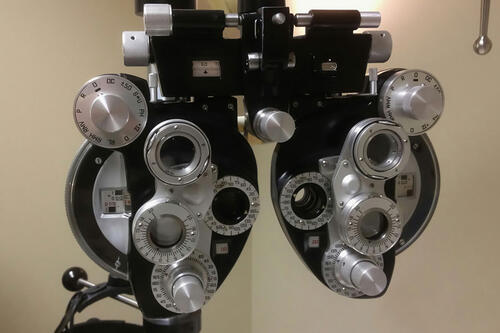 eye exam equipment